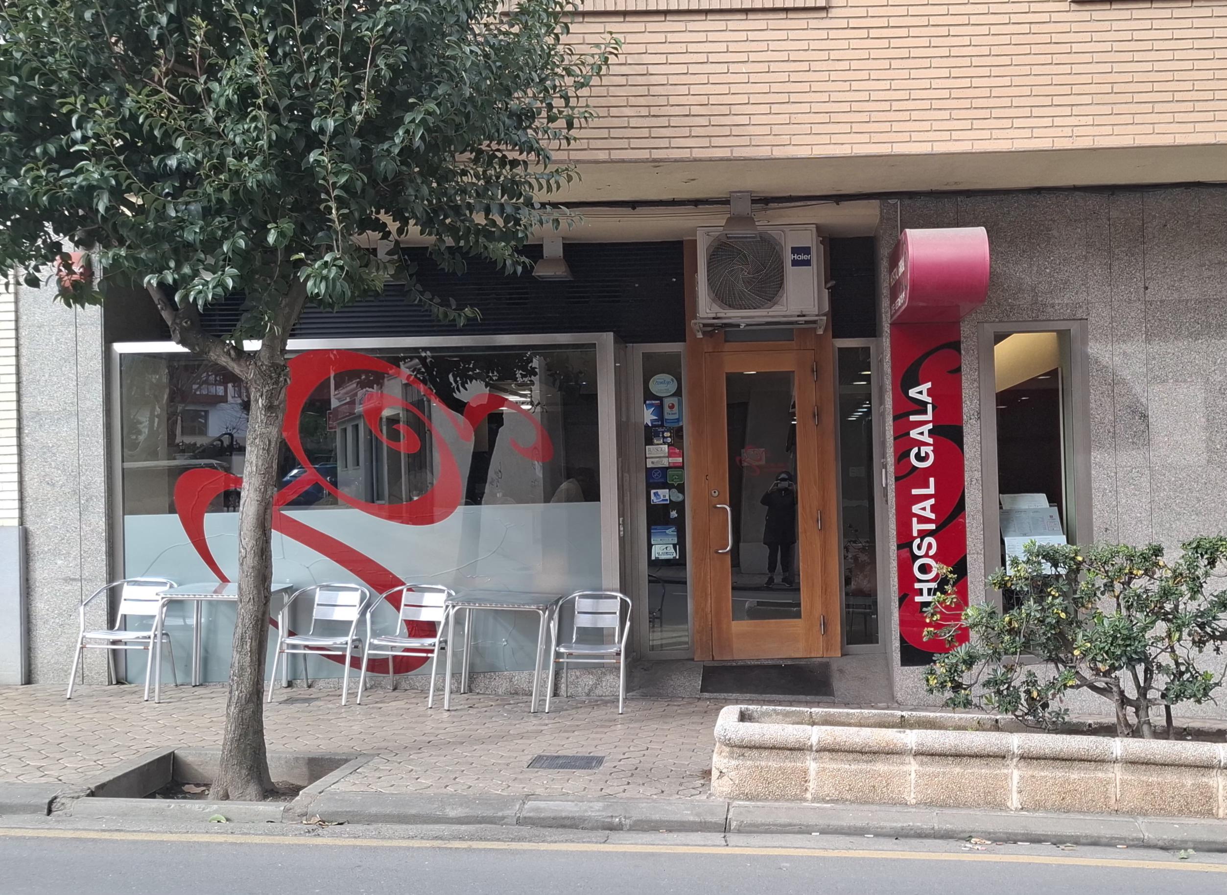 Hostal Gala **