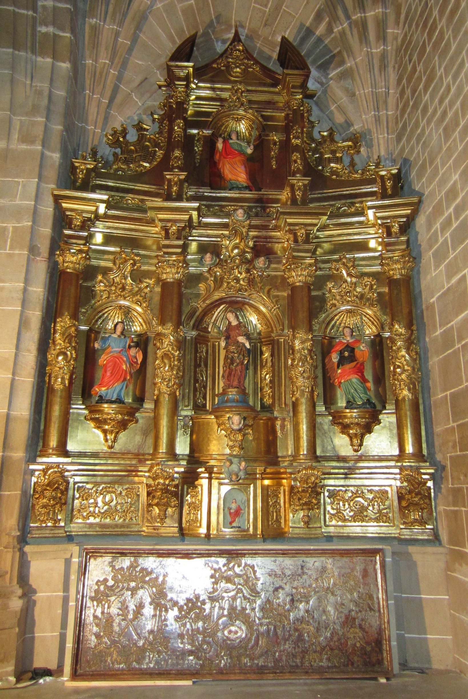 RETABLO SANTA LUCÍA