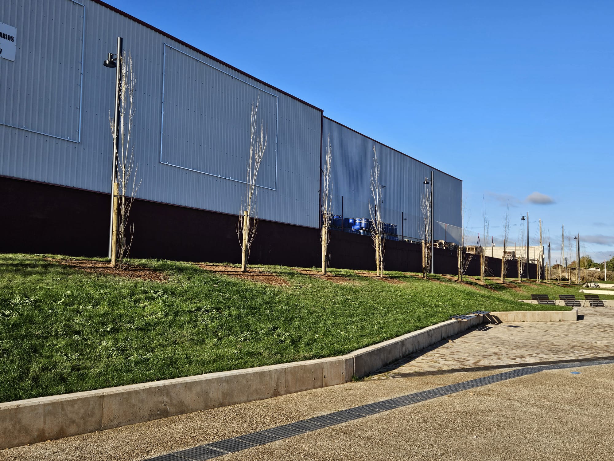 WhatsApp Image 2026-01-08 at 16.16.18 (1)