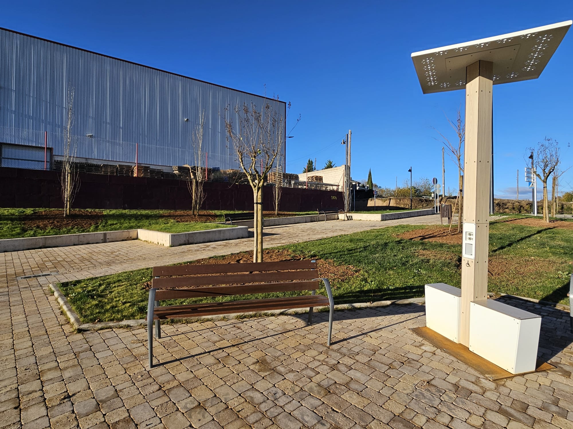 WhatsApp Image 2026-01-08 at 16.16.20 (1)